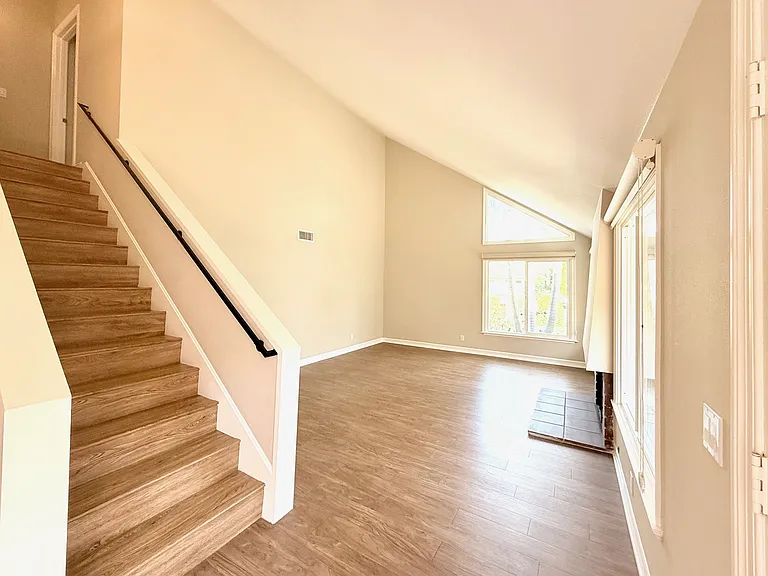 15338 Nantes Cir — Photo 7