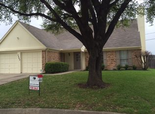 2602 Winslow Dr, Grand Prairie, TX 75052