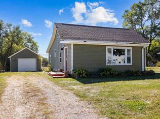 909 E 7th St, Tipton, IA 52772