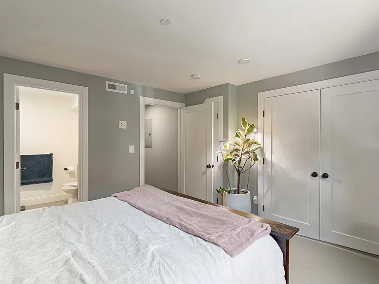 47 Morris St #A — Photo 14