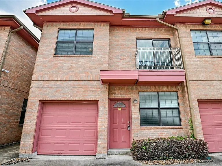 9400 Bellaire Blvd #511 — Photo 2