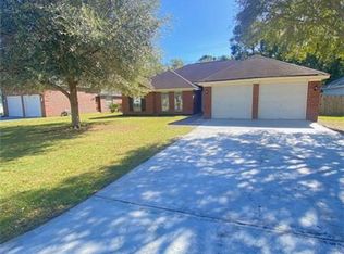 111 Laurens Ln, Savannah, GA 31419