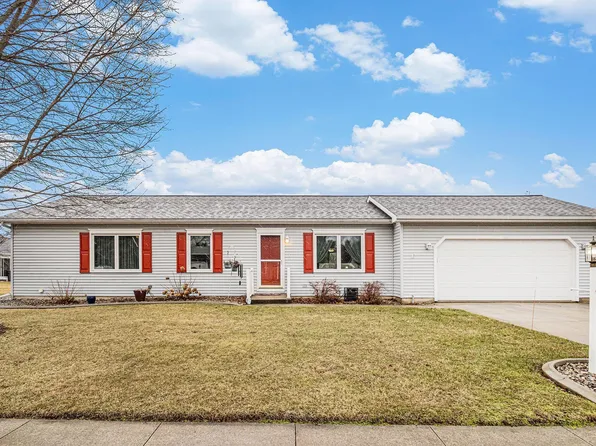 1401 Sweet Clover Dr, Goshen, IN 46526