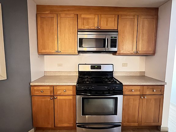 4th image of 2248 N Monticello Ave #G