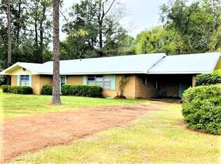 770 Sawgrass Rd, Hortense, GA 31543