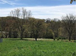 103 Hutchman Rd, Mars, PA 16046