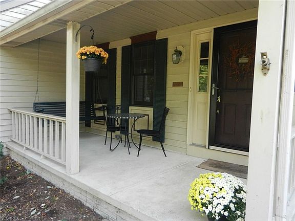 2nd image of 8454 Bradfords Gate