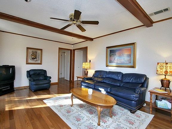 5th image of 3707 Woodchester Ln
