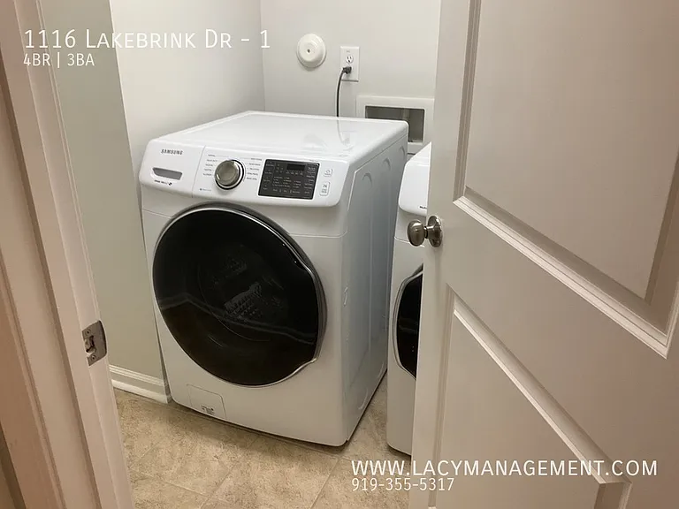 1116 Lakebrink Dr #1 — Photo 23