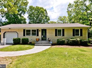7977 Oakwood Ln, Pomfret, MD 20675