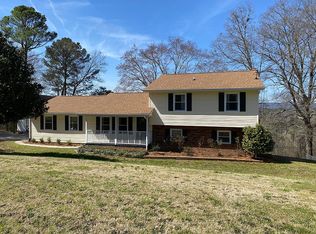 502 Lakeview Dr, Dalton, GA 30721