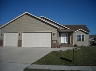 4507 12th St W, West Fargo, ND 58078