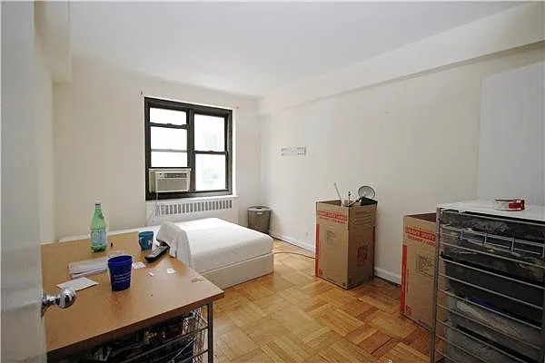 Rented by Metropolitan Res. Partners | media 25