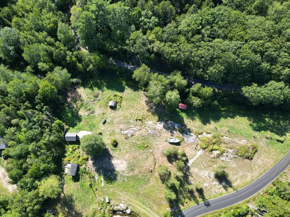 18 Sheepscot Shores Road, Boothbay, ME 04537