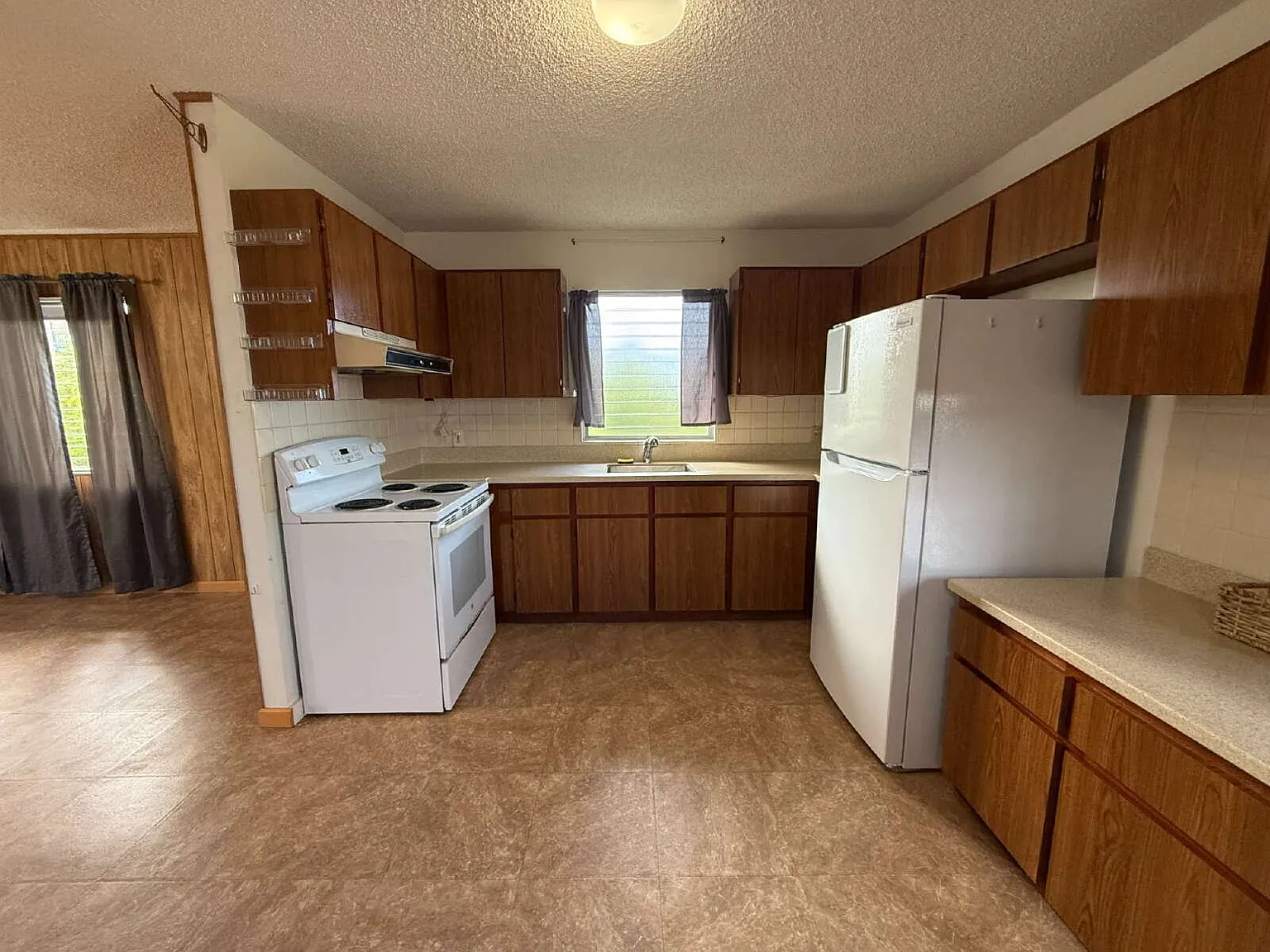 1 bed, 1.0 bath, 700 sqft, $1,800 — Photo 1
