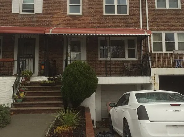 6929 Trotting Course Ln, Rego Park, NY 11374