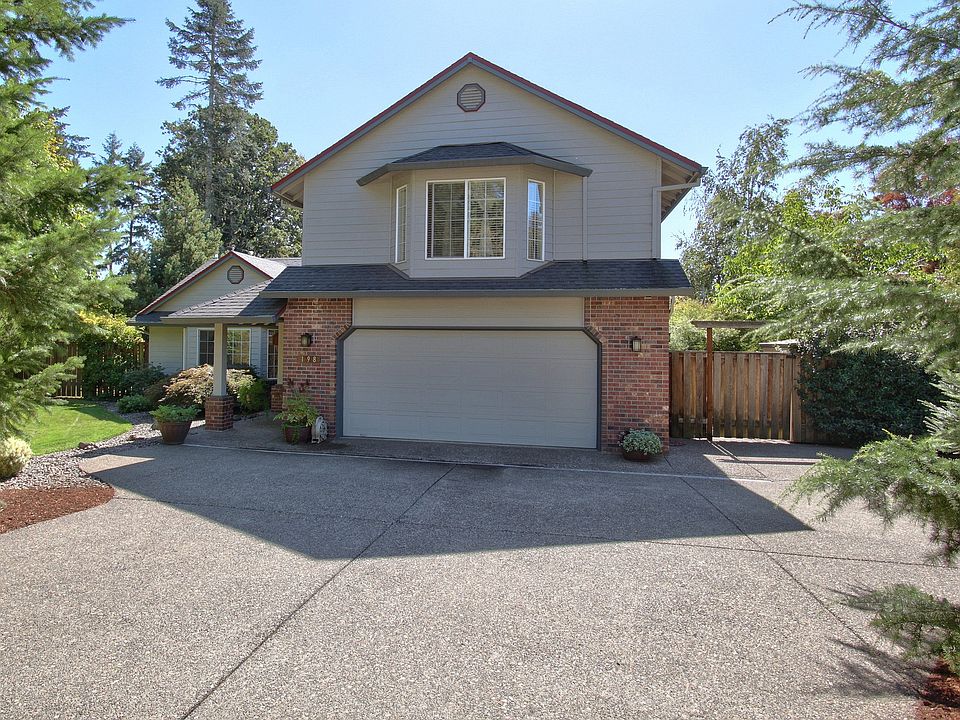 1st image of 198 NW Milne St