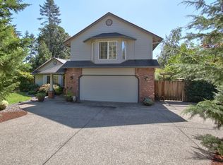 198 NW Milne St, Hillsboro, OR 97124