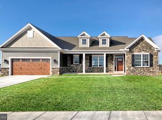 263 Reba Dr, New Oxford, PA 17350