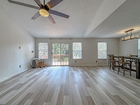 4th image of 3647 Harpers Ferry Ct