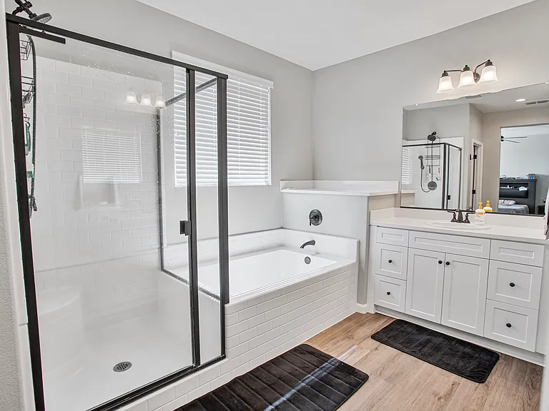 419 Daffodil Dr #2 — Photo 5