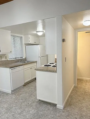 Side Kitchen & Hall to Half Bathroom