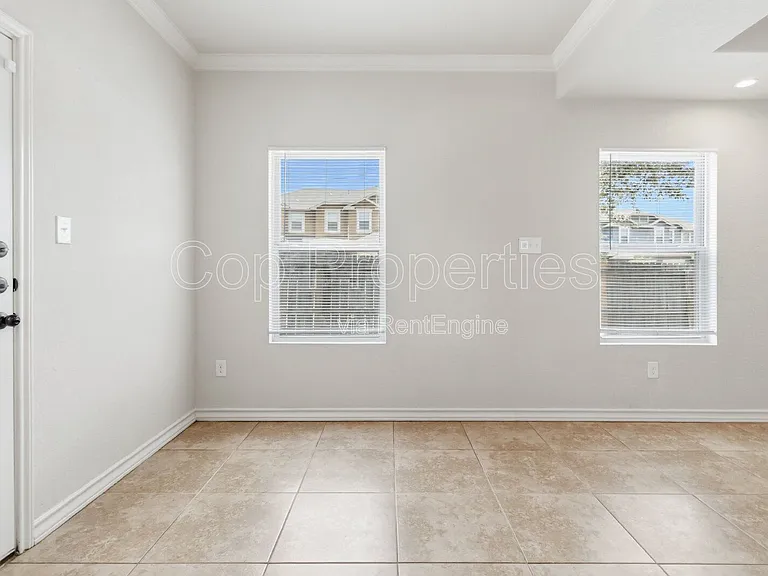 7102 Micayla Cv #103 — Photo 11