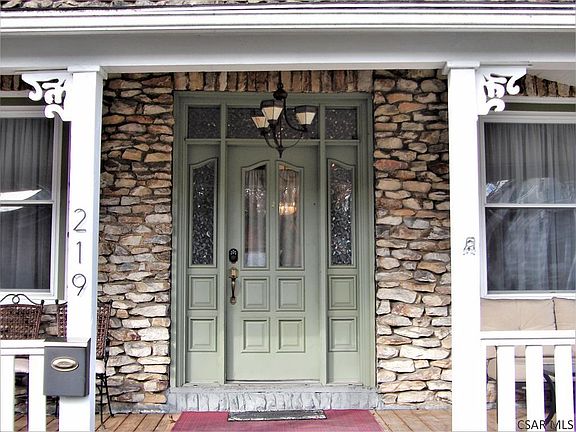 2nd image of 219 Beechwood St