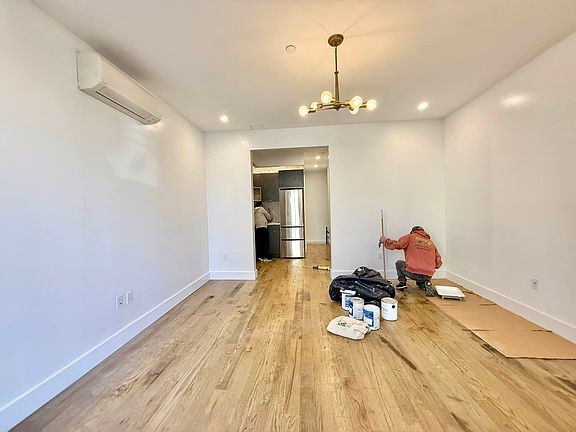 2nd image of 554 Gates Ave #1A