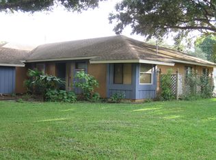 5423 11th St, Sarasota, FL 34232