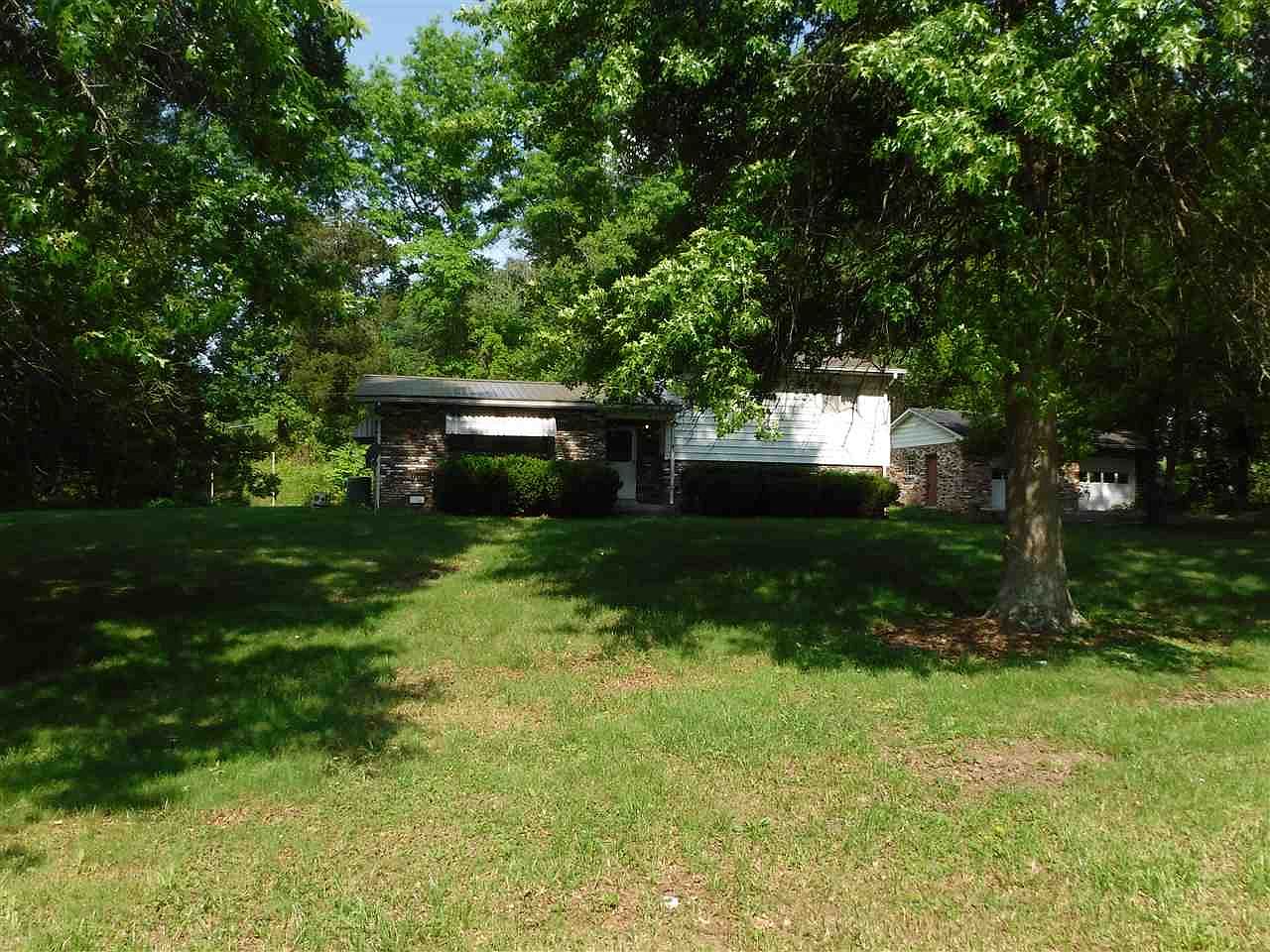 2 Hidden Valley, Kenova, WV 25530 Zillow