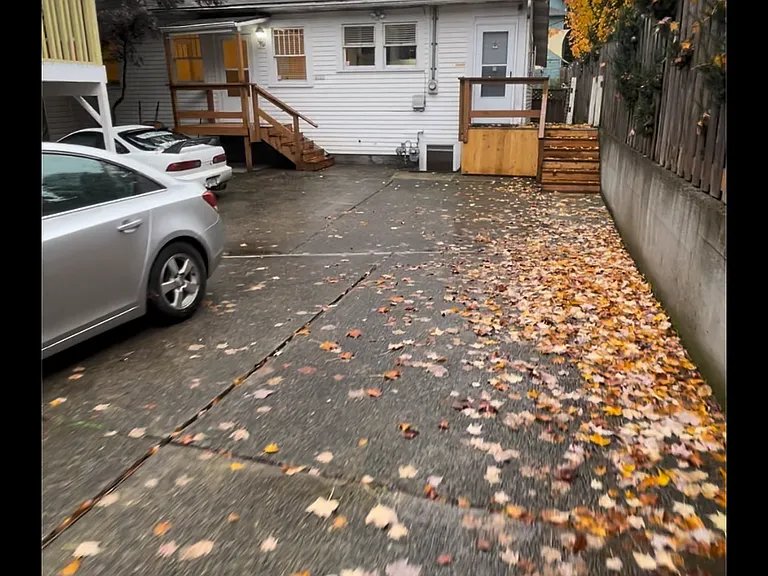 2721 SW 1st Ave — Photo 2