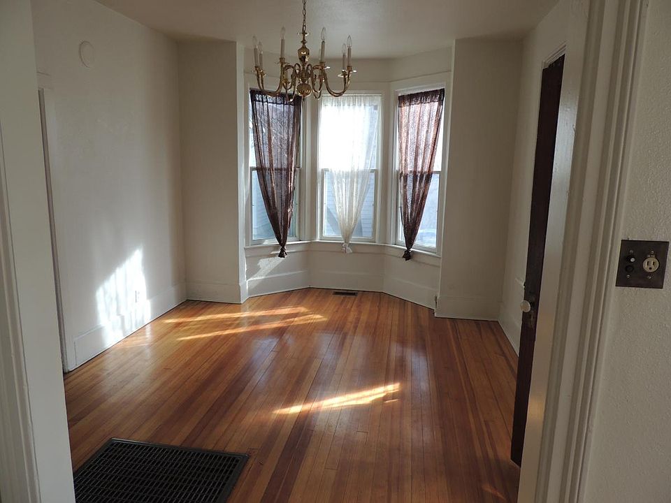 2nd image of 402 E 22nd St