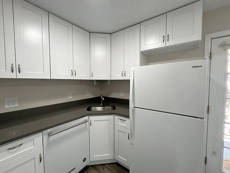 3741 Oak St #3747 — Photo 3