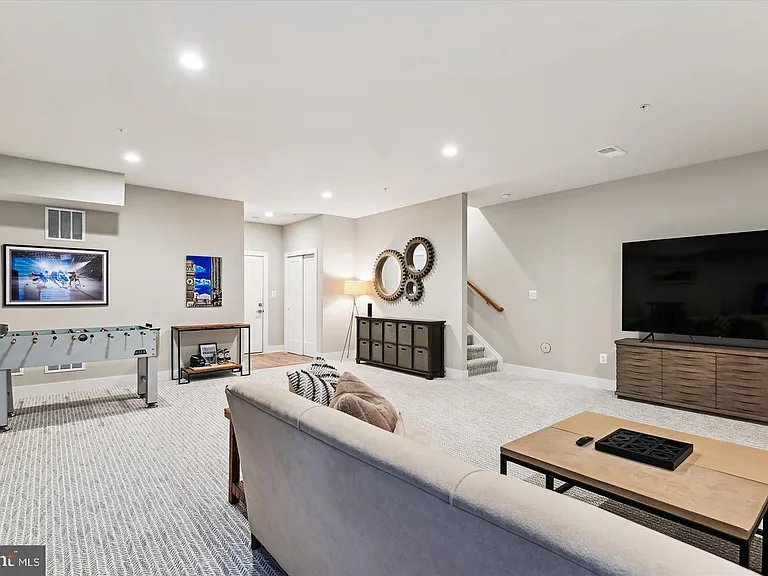 3062 Forum Pl — Photo 22
