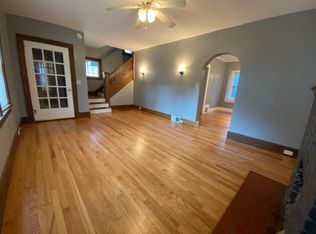 1122 Calvin Ave SE, Grand Rapids, MI 49506
