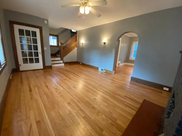 1122 Calvin Ave SE, Grand Rapids, MI 49506