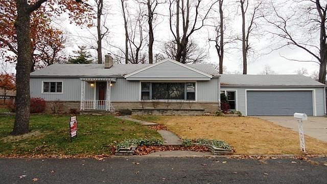 1st image of 711 E White Oak Ct