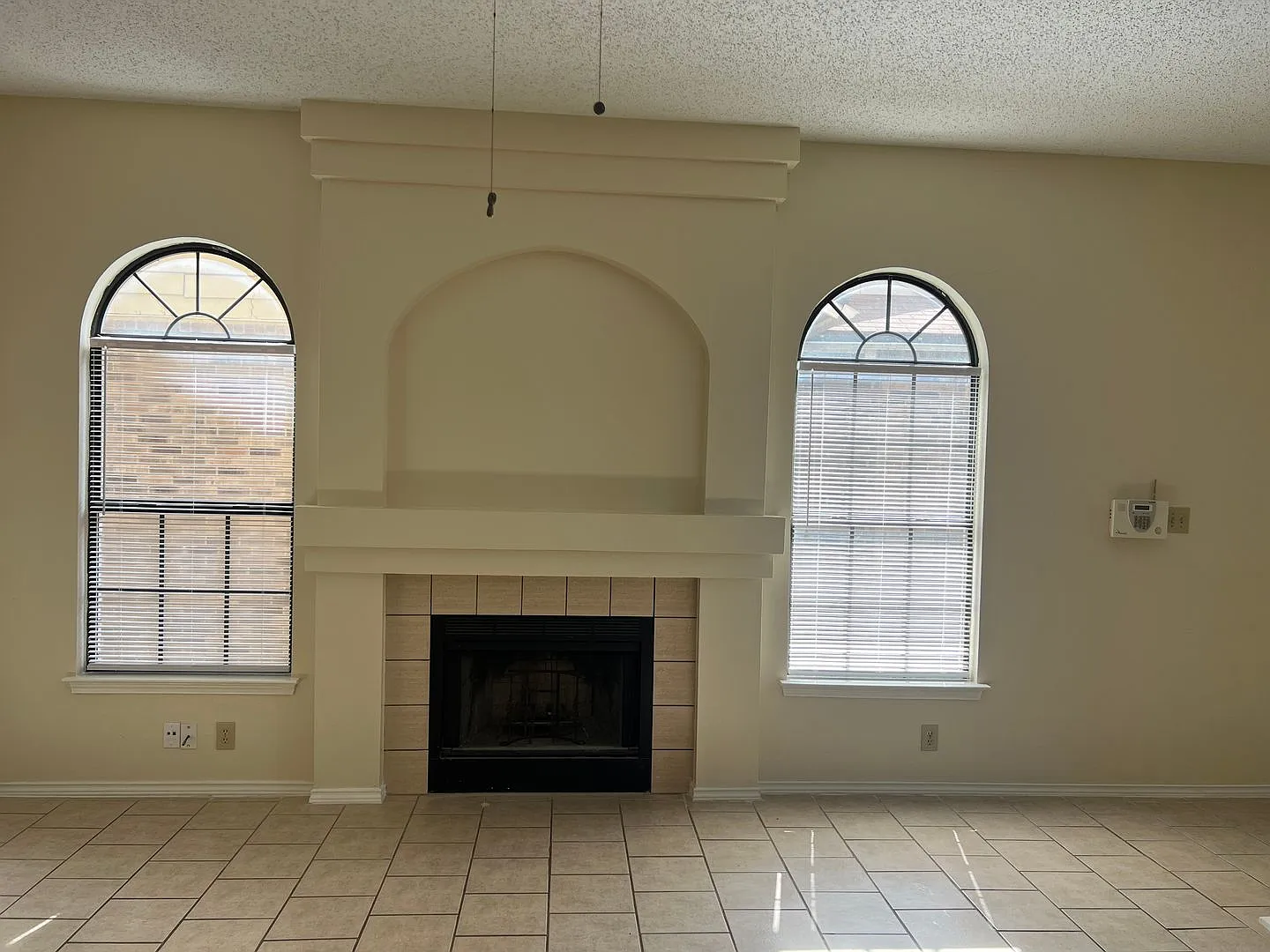 Move In ready — Photo 4