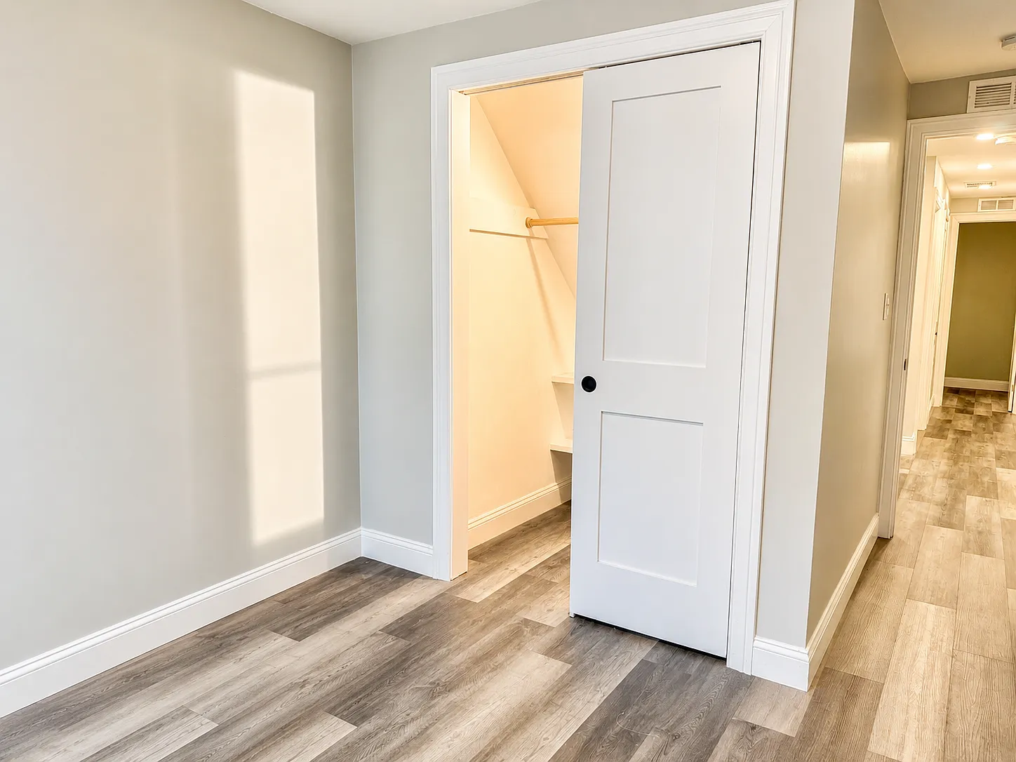 3 bed, 1500 sqft, $5,200 — Photo 3