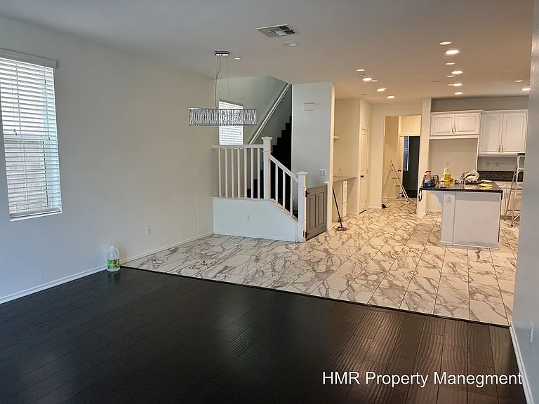 3129 E Mayacama Way — Photo 23