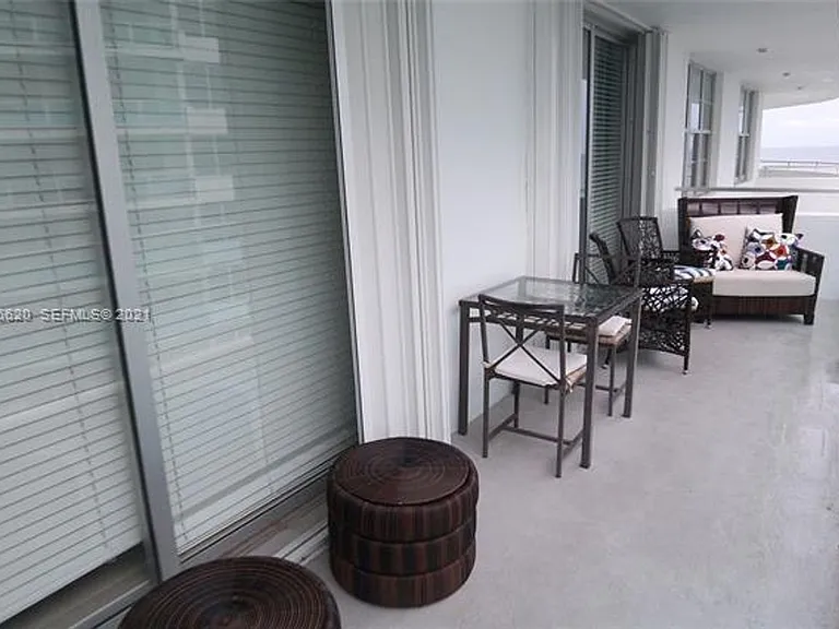 5151 Collins Ave #1030 — Photo 21