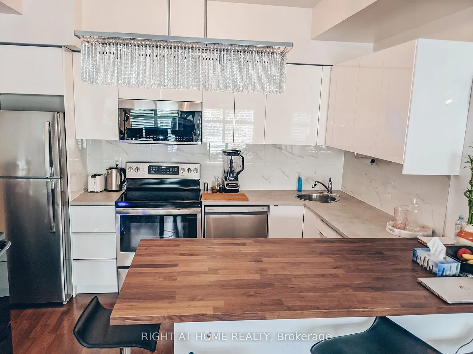 3 bed, $2,750 — Photo 4