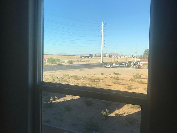 2nd image of 5728 Mia Skye St