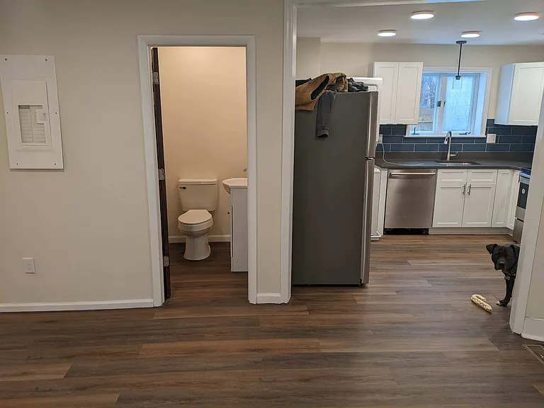 499 Morris St #1 — Photo 16