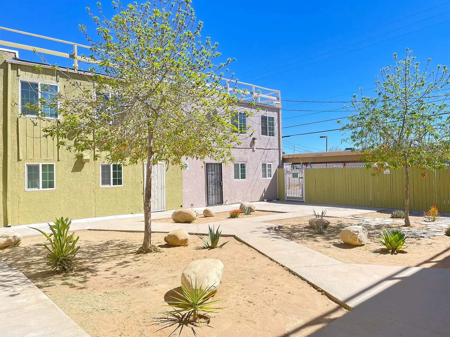 E Avenue Q7, Palmdale — Photo 2