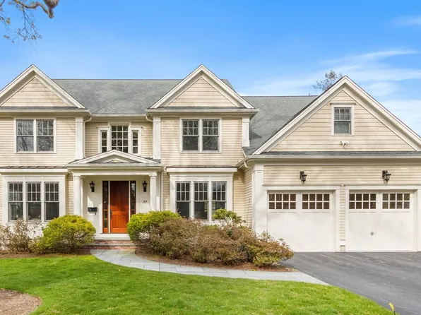 37 Wall St, Wellesley, MA 02481