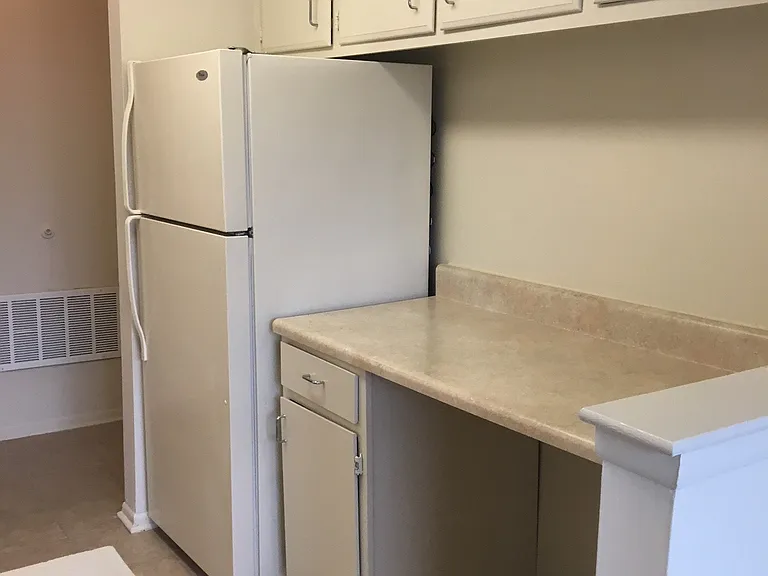 Autumn Ridge Apartments — Photo 58