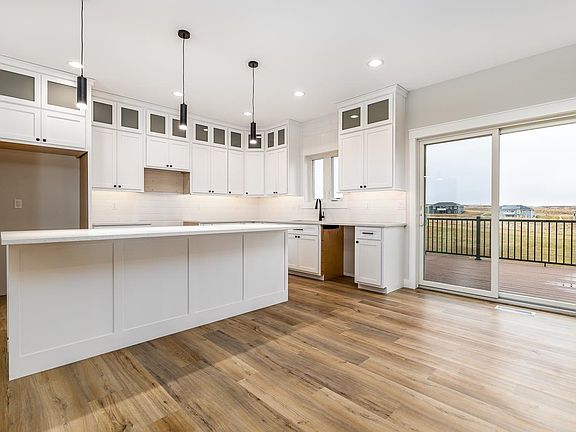 5th image of 8189 Ginger Dr