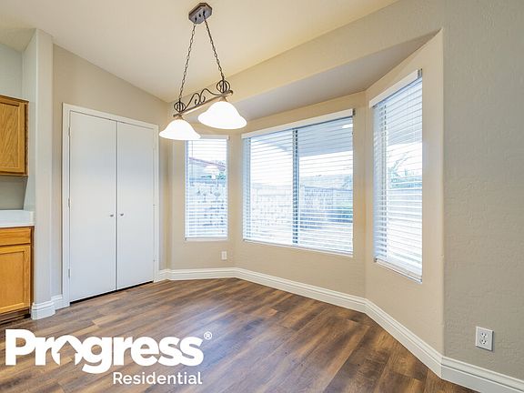 5th image of 4347 E Meadow Lark Way